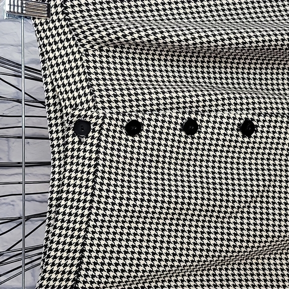 J H COLLECTIBLES VINTAGE Black and White Houndstooth Wool Maxi Skirt - Picture 2 of 7